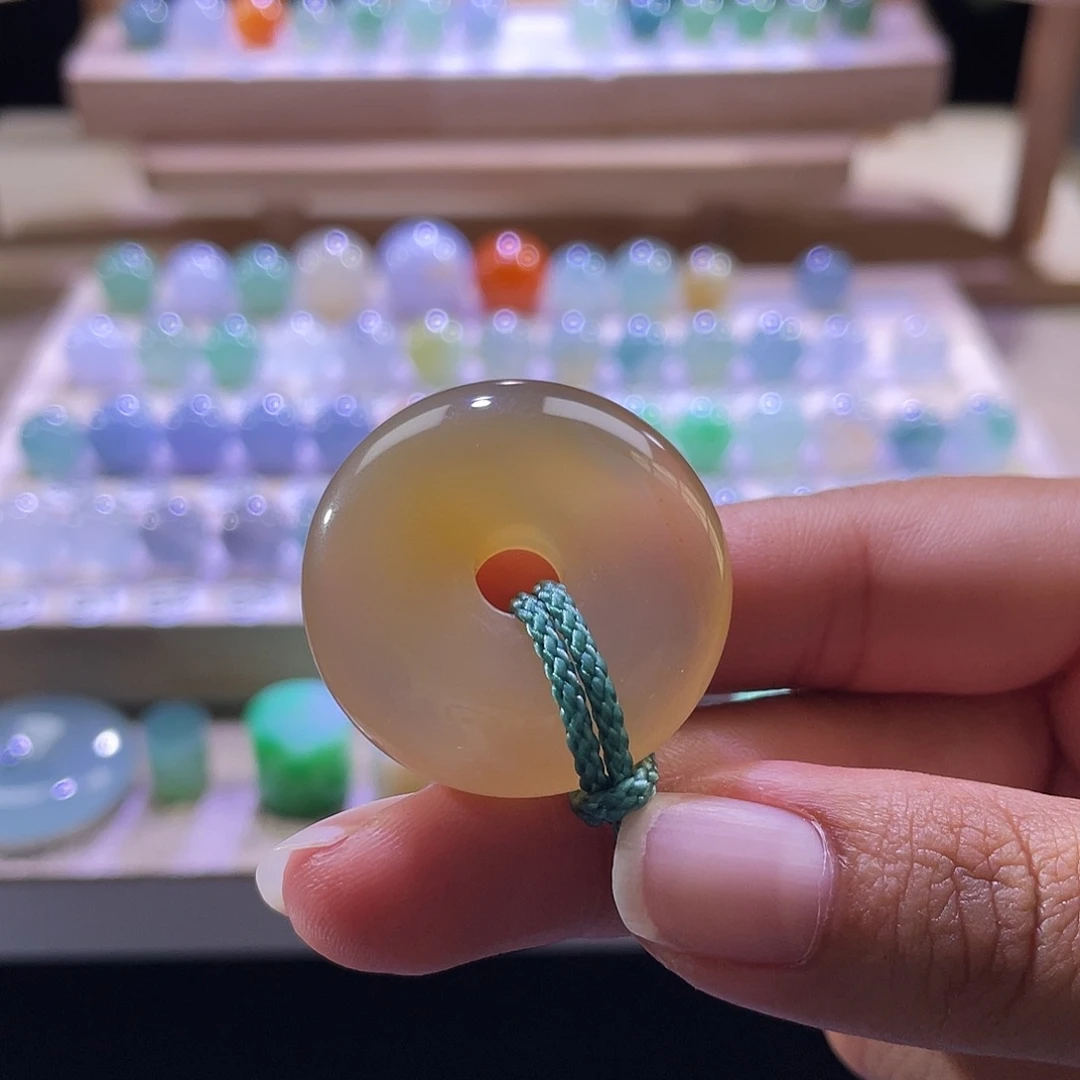 散珠翡翠云***?缅甸翡翠a货