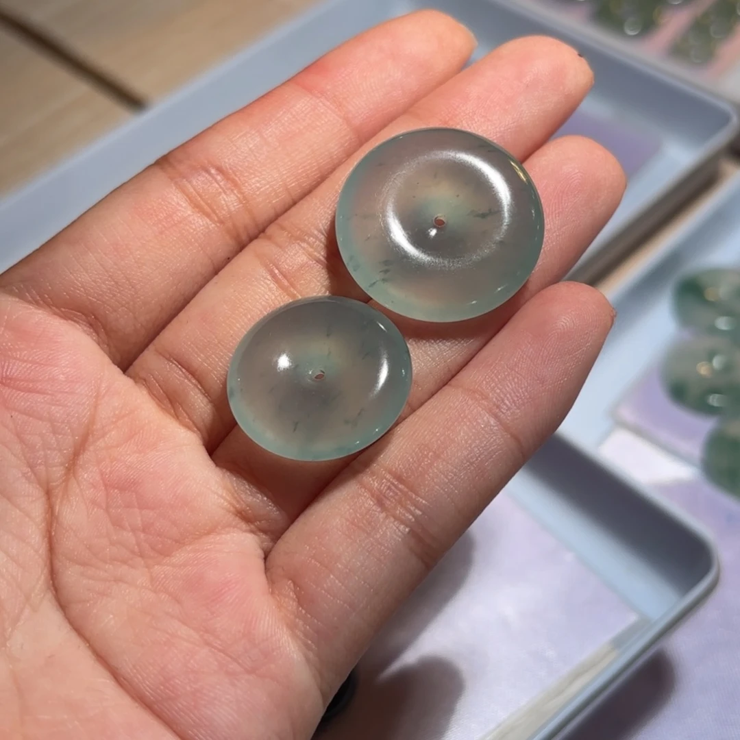 定制翡翠未镶嵌平安扣
