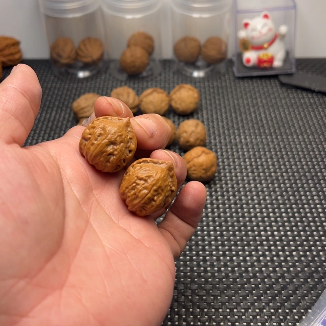 文玩核桃把件公子帽