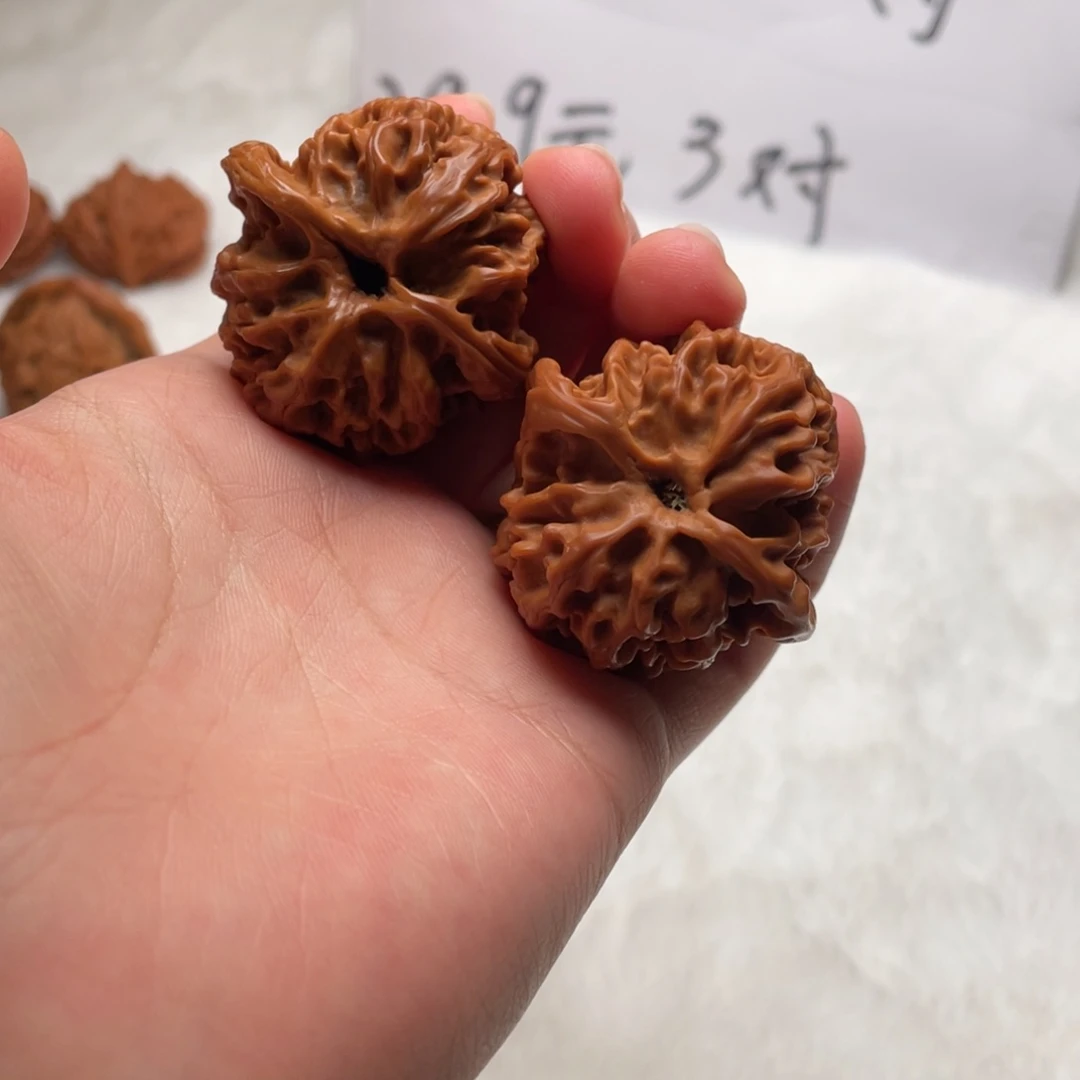 桃核把件苹果园狮子头