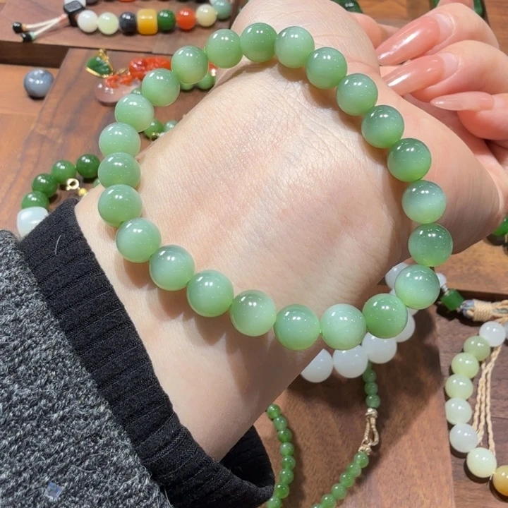 阿***n和田玉未镶嵌手链