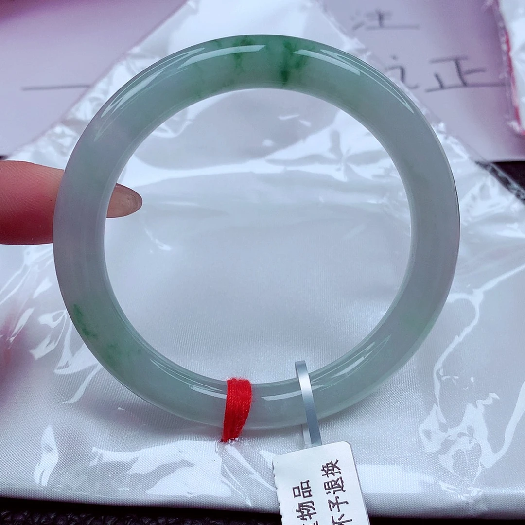 翡翠未镶嵌手镯天然缅甸翡翠A货