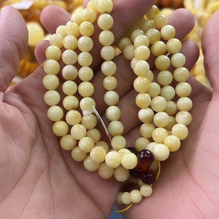 未镶嵌琥珀珠宝奇石