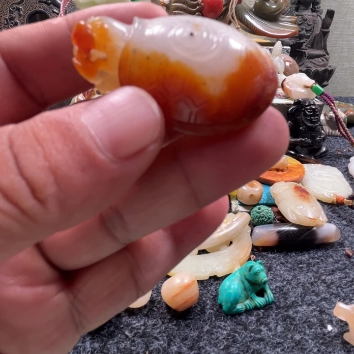 天***泰未镶嵌和田玉（糖玉）挂件