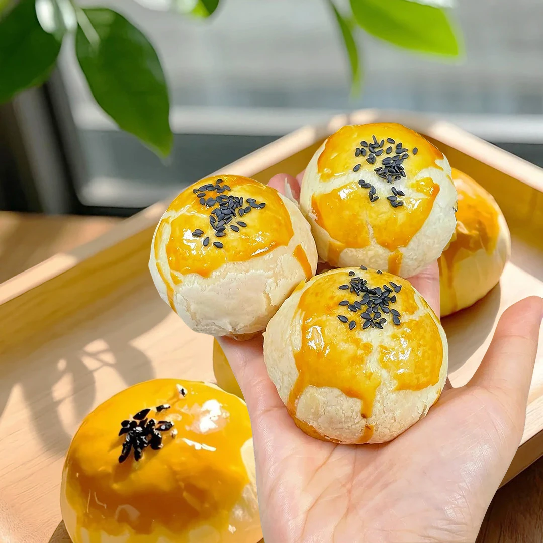 蛋黄酥解馋甜品雪媚娘咸蛋黄经典怀旧整箱批发茶点夹心美味伴手礼