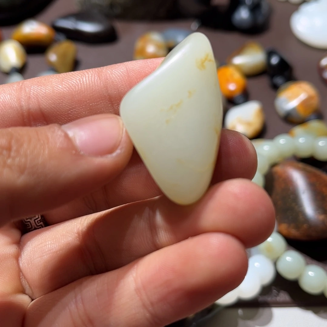 定制和田玉和田玉籽料27.6克