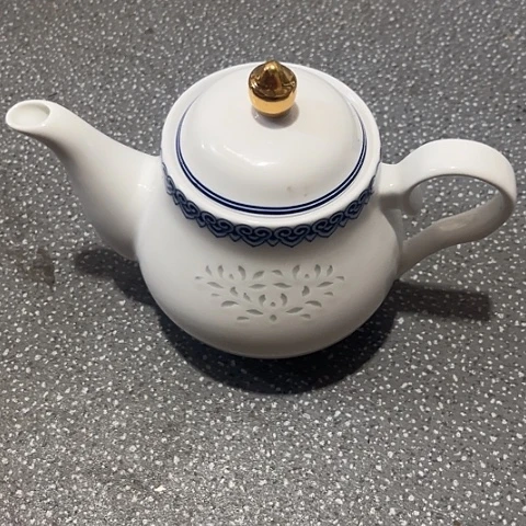 人***天陶瓷有很多黑点陶瓷