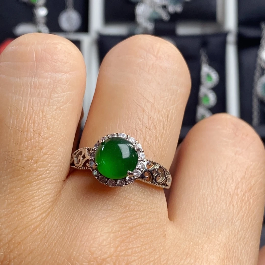 翡翠颈饰银S925镶嵌翡翠