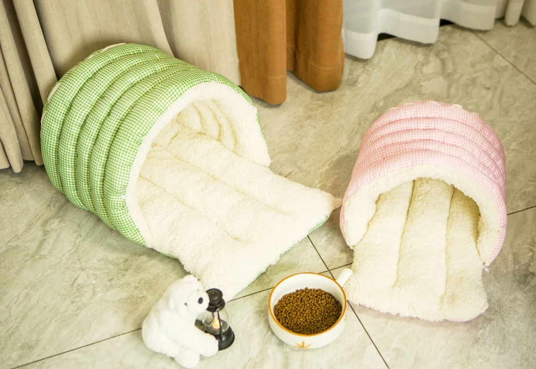 四季通用拆洗房子窝封闭式猫床冬季猫咪保暖睡袋绒厚小型狗窝