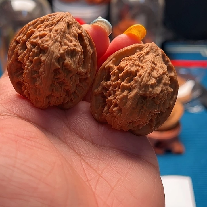 文玩核桃把件石头 小众品