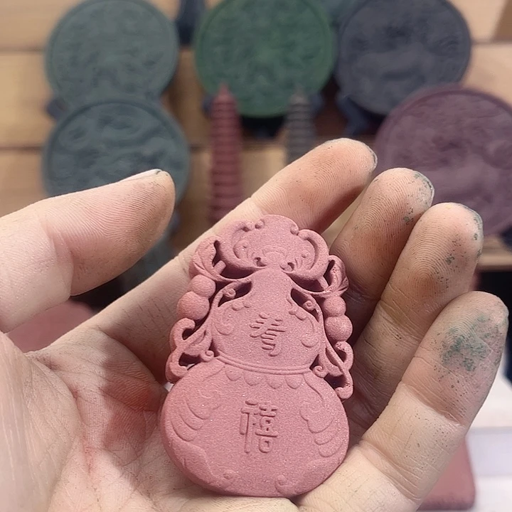 張***張泥塑龙涎玫瑰宝葫芦福利价