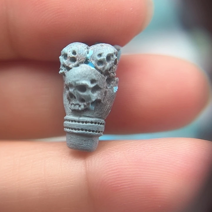 绿松石未镶嵌颈饰