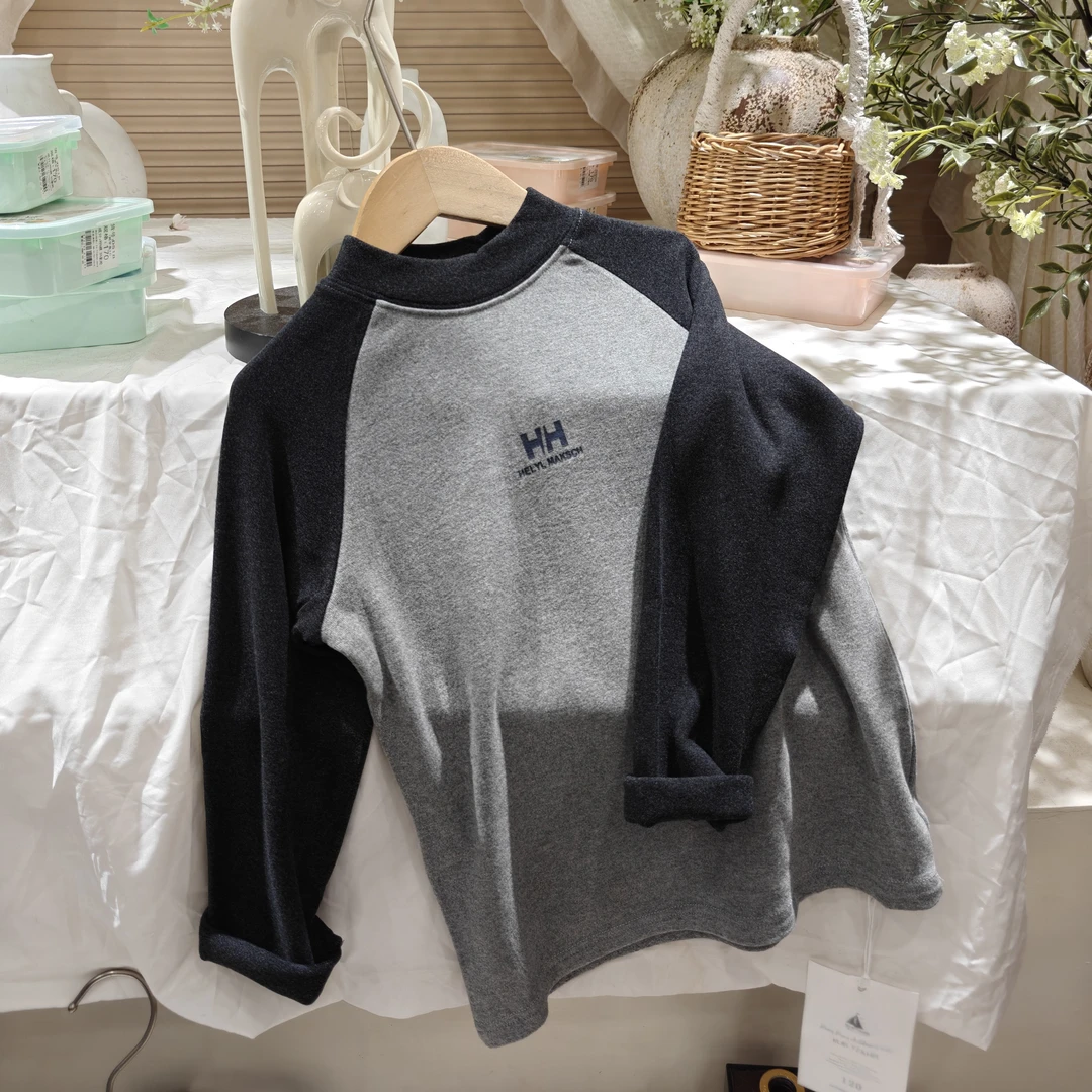 R2-7。67348秋冬款320克打底T恤童装