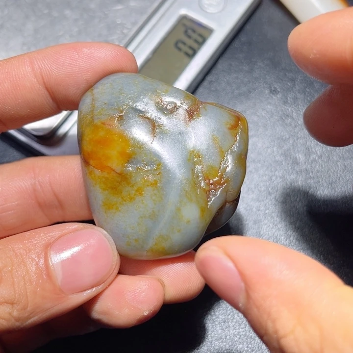 和田玉未镶嵌珠宝奇石