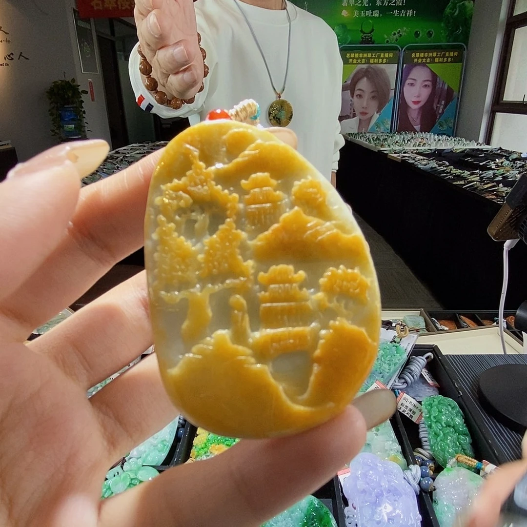 颈饰未镶嵌翡翠翡翠