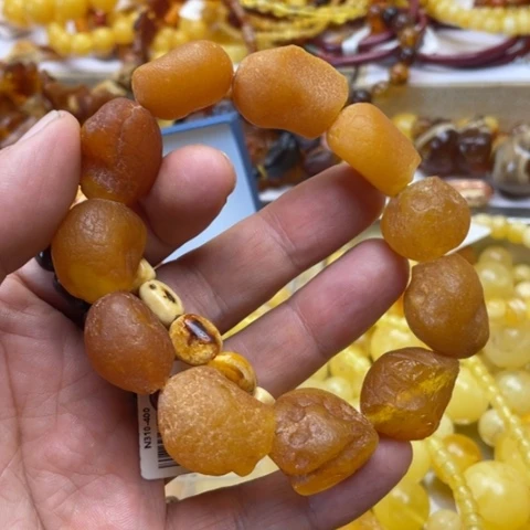 手串植物珀未镶嵌手串
