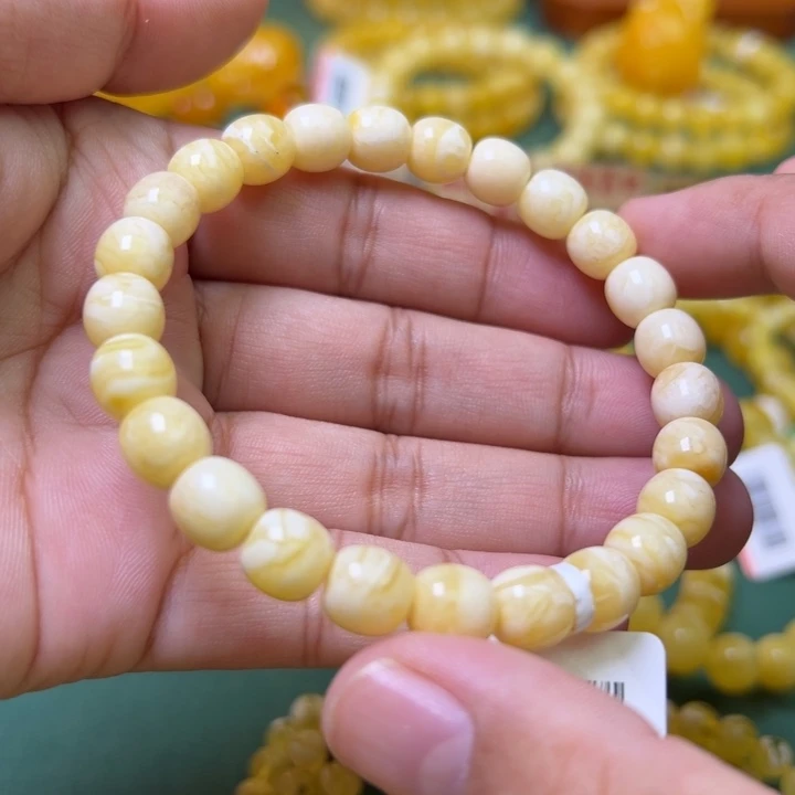 蜜蜡未镶嵌珠宝奇石