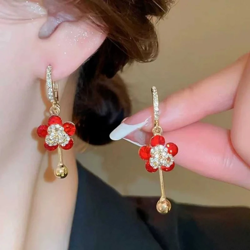 铜合金耳饰 高级感超闪花朵耳环女轻奢气质花朵长款耳饰女K500