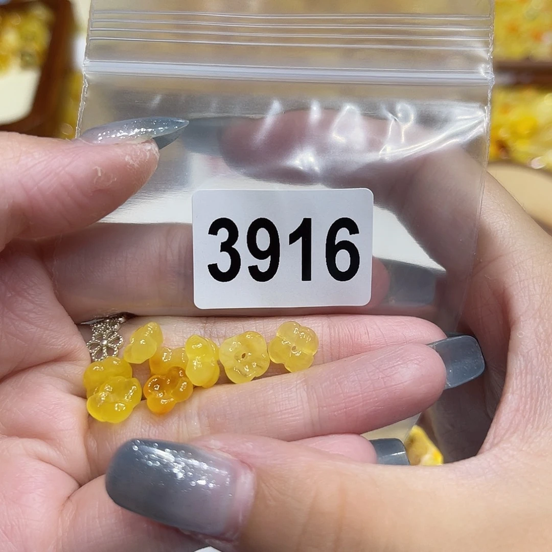 琥珀未镶嵌裸石蜜蜡