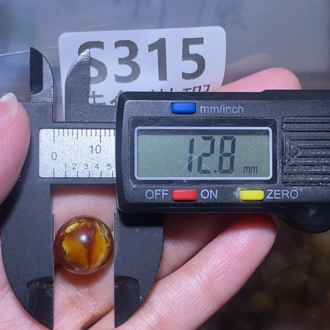 兰***果未镶嵌琥珀裸石未镶嵌琥珀蜜蜡裸石