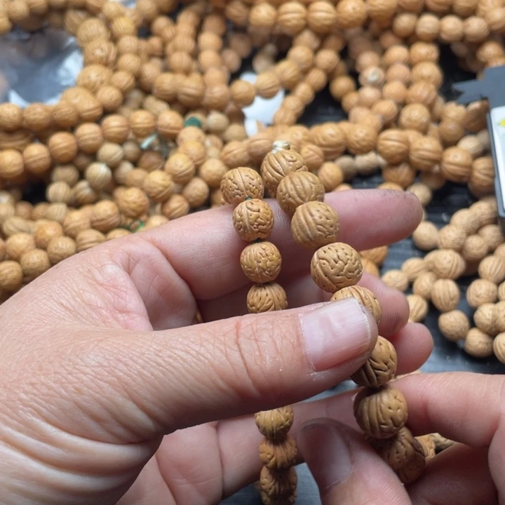 孟***一手串/手链核桃散籽批发小桃核66
