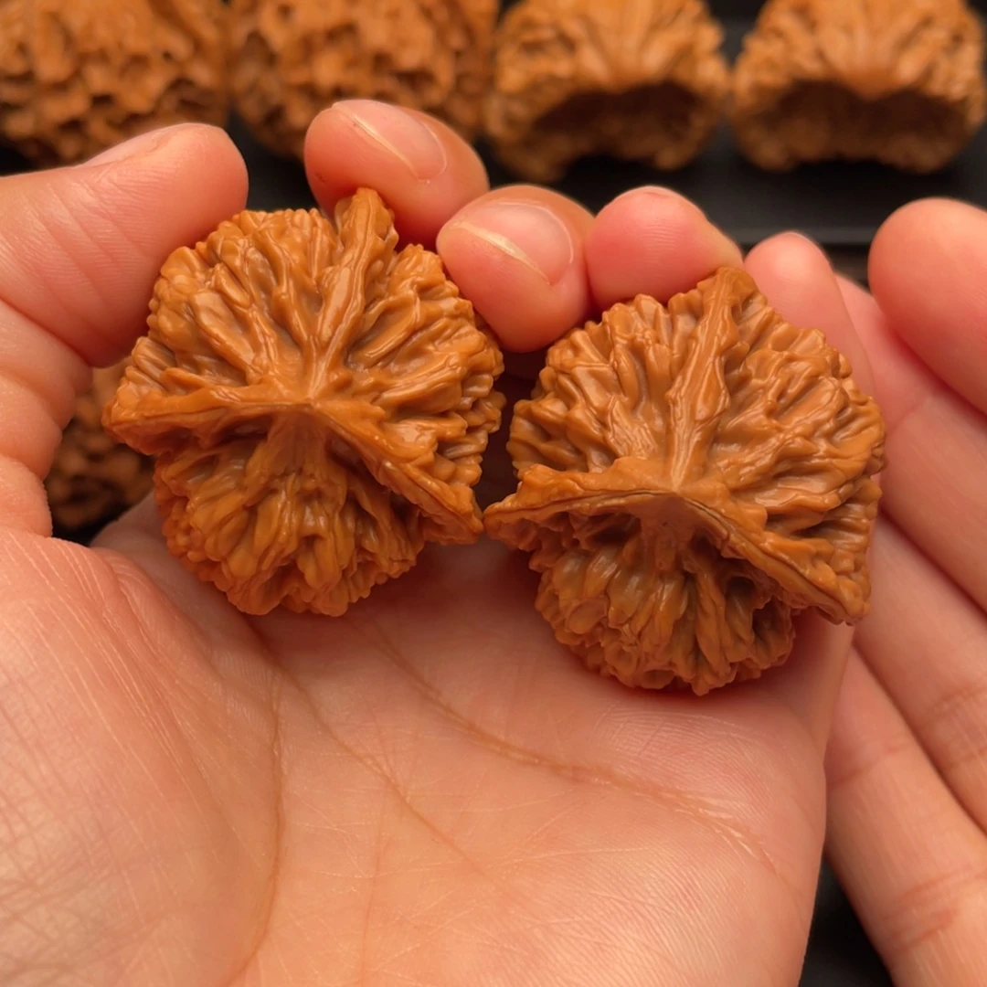歪***把件文玩核桃帝王三棱39尺全品