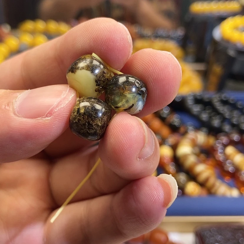 【闪购商品】未镶嵌蜜蜡珠宝奇石