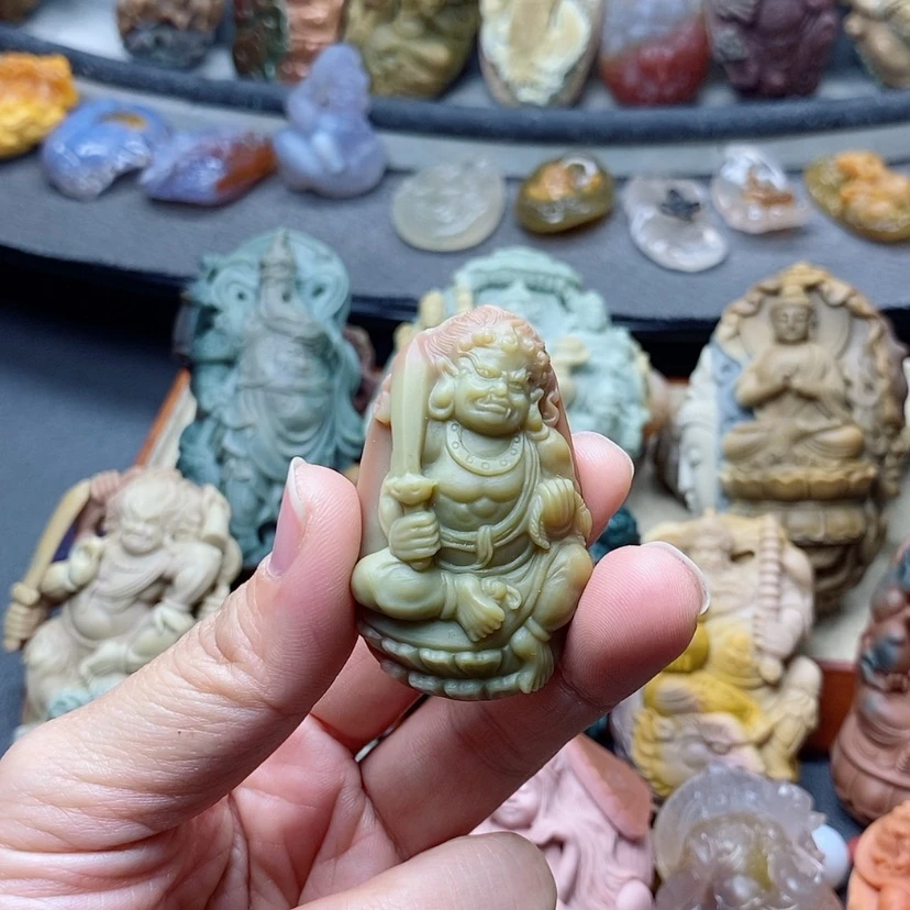 【闪购商品】定制石英质玉吊坠未镶嵌