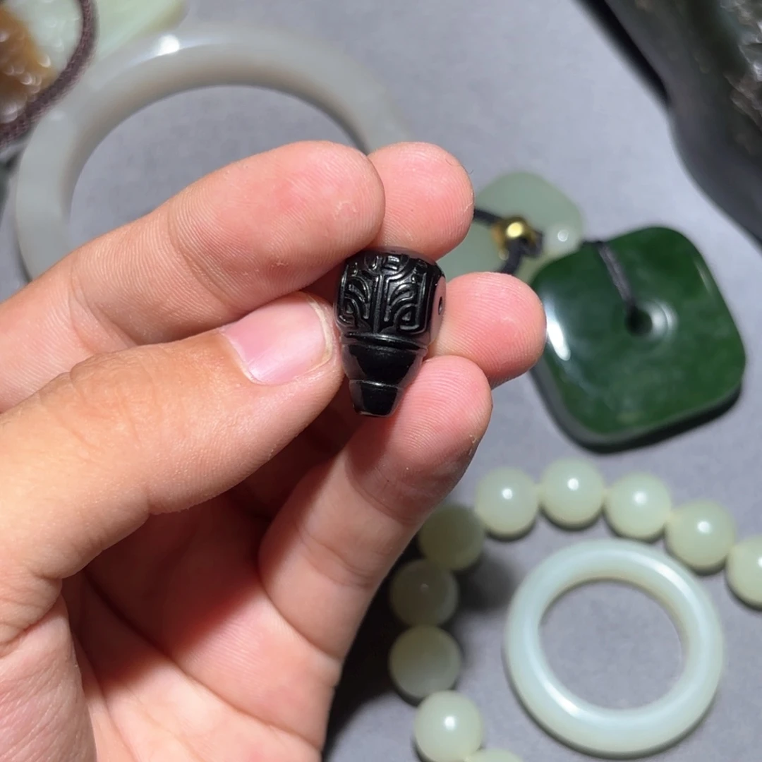 手链未镶嵌和田玉