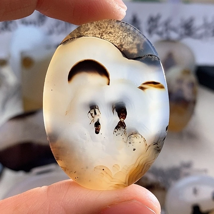 玛瑙/玉髓颈饰未镶嵌澳****店