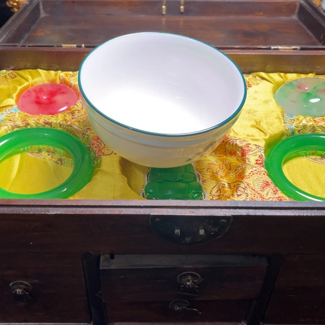 碗用****3瓷器和陶瓷的