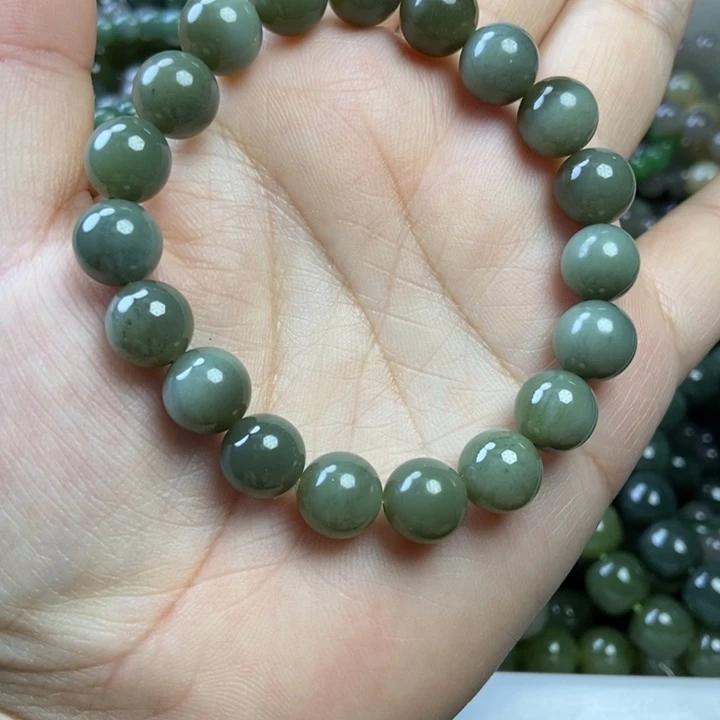 颈饰未镶嵌和田玉卡10