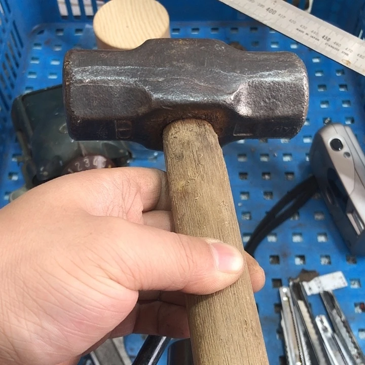 苏***凡厚款五金工具工艺