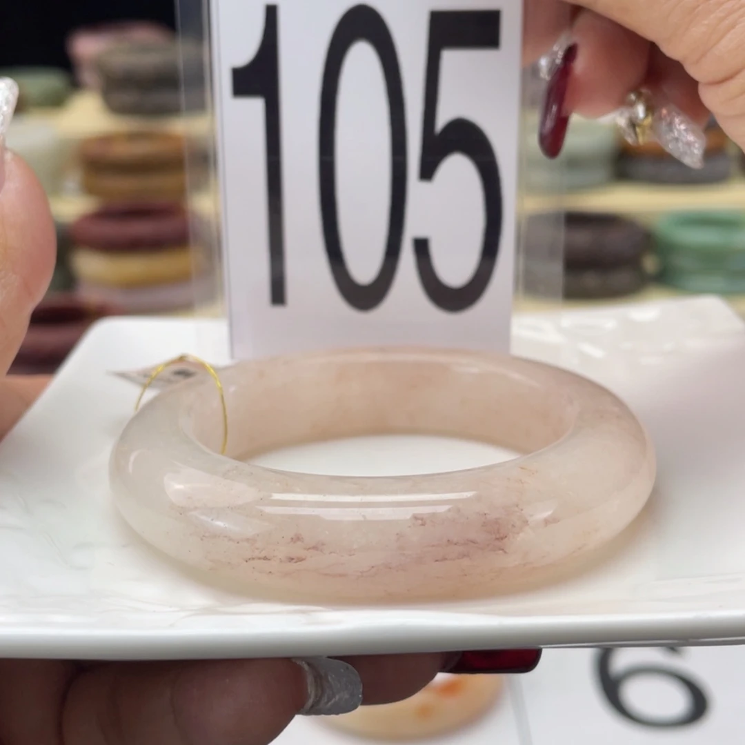 【闪购商品】石英质玉手镯未镶嵌