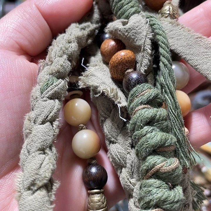 岫岩河磨玉（透闪石质玉）未镶嵌把件