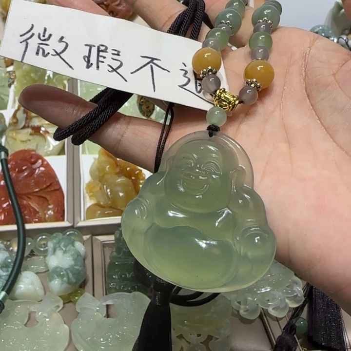 蛇纹石玉吊坠未镶嵌