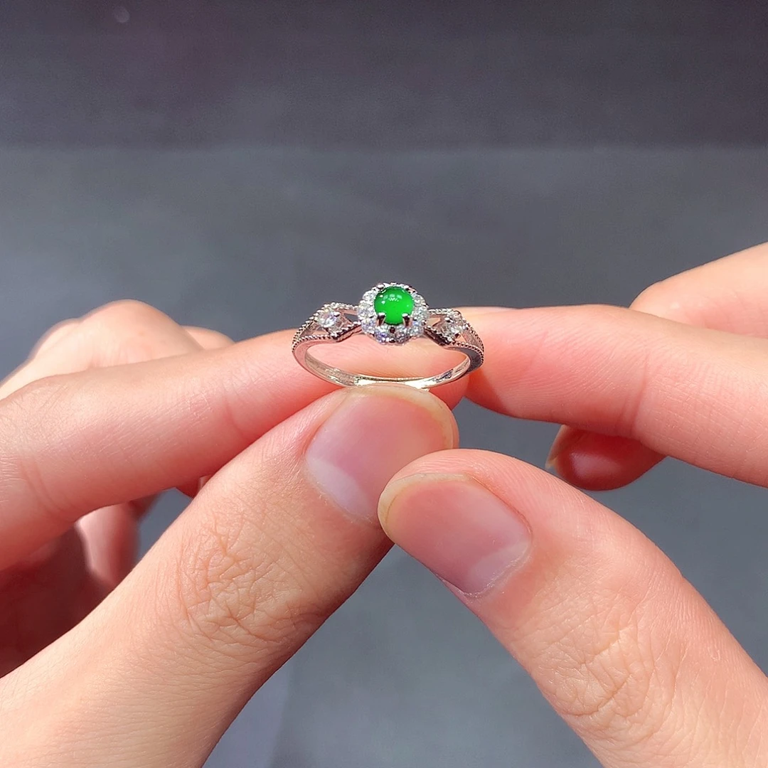 翡翠戒指未镶嵌翡翠