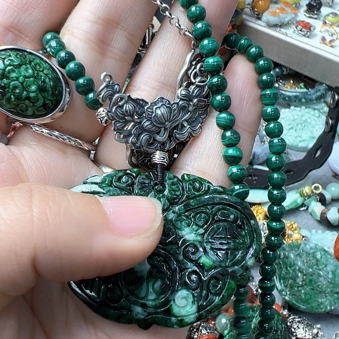 翡翠戒指未镶嵌J***y炸