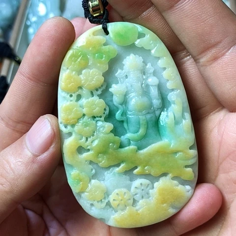颈饰未镶嵌翡翠福豆豆珠宝翡翠颈饰