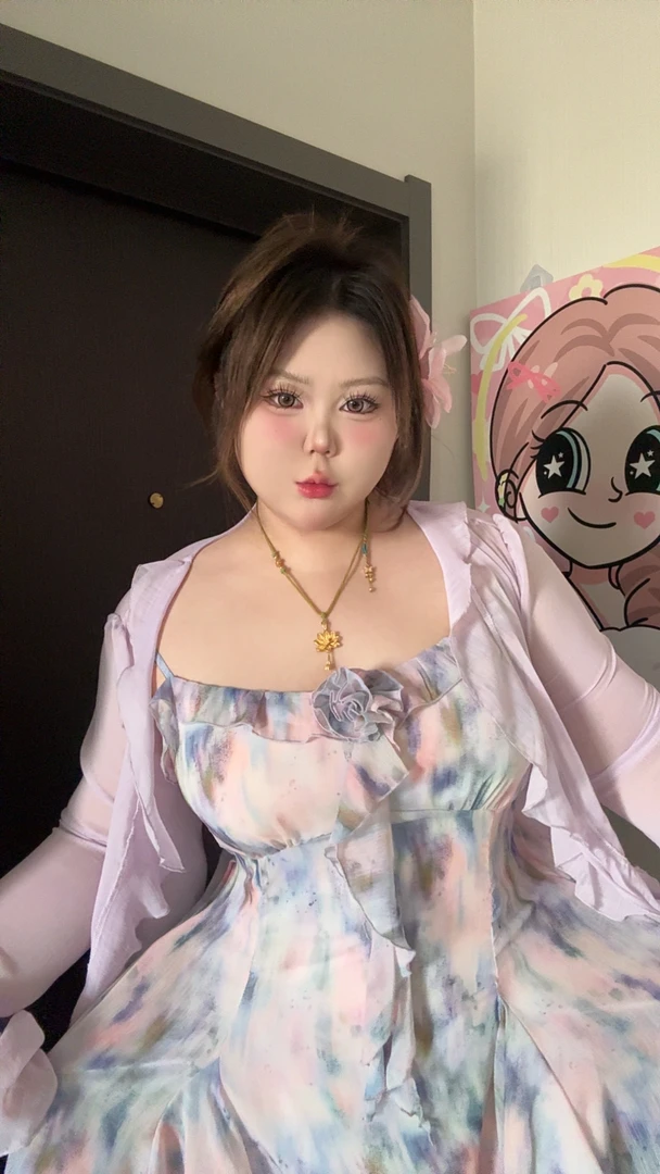 元元子专属 氛围感油画风碎花连衣裙套装两件套 太美了吧炒鸡重工