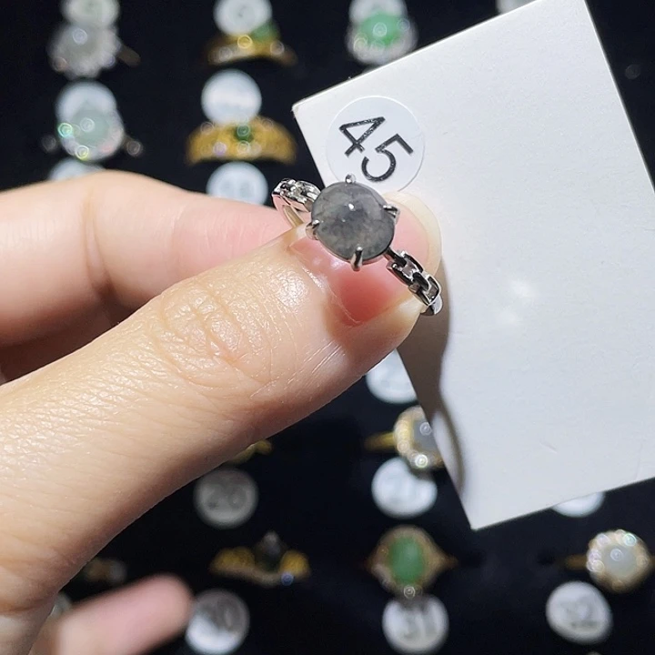 翡翠未镶嵌戒指戒指