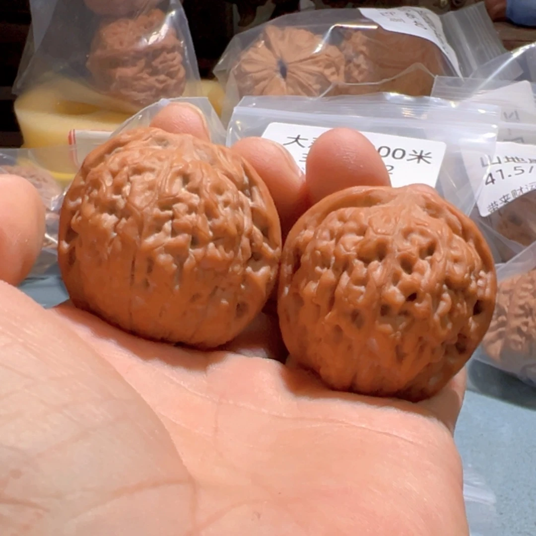 大****文玩核桃吊坠莲花37