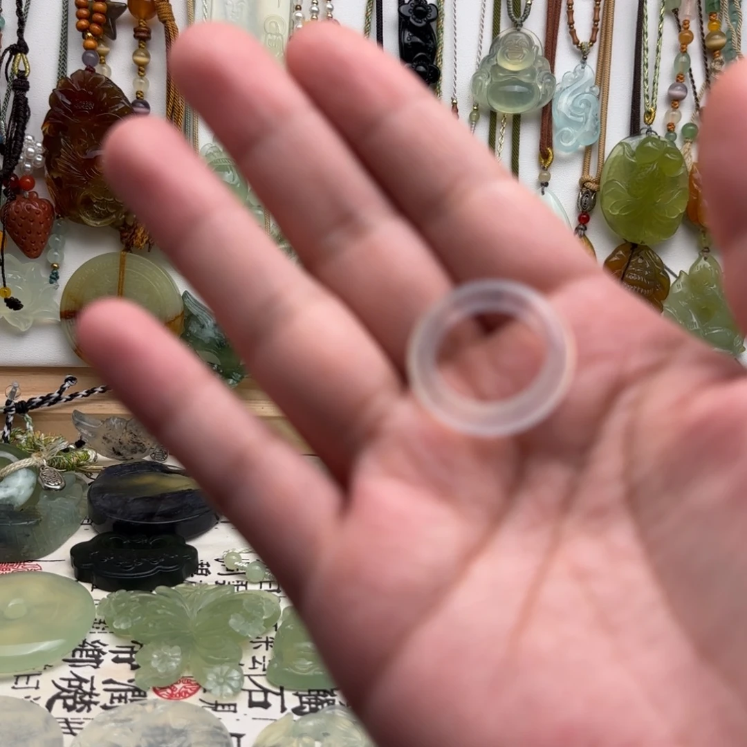 蛇纹石玉合金颈饰