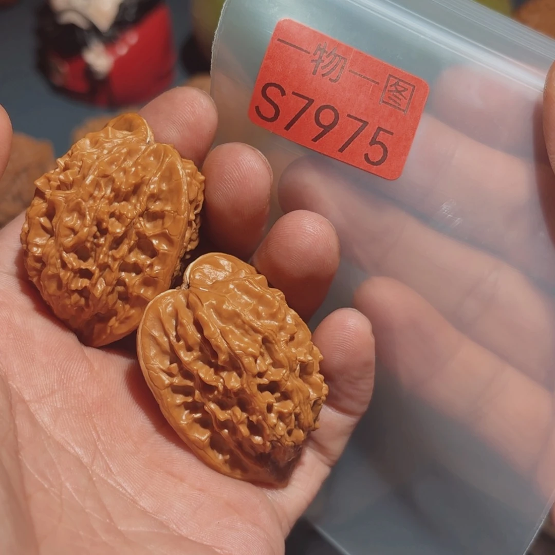把件文玩核桃承德鸡心