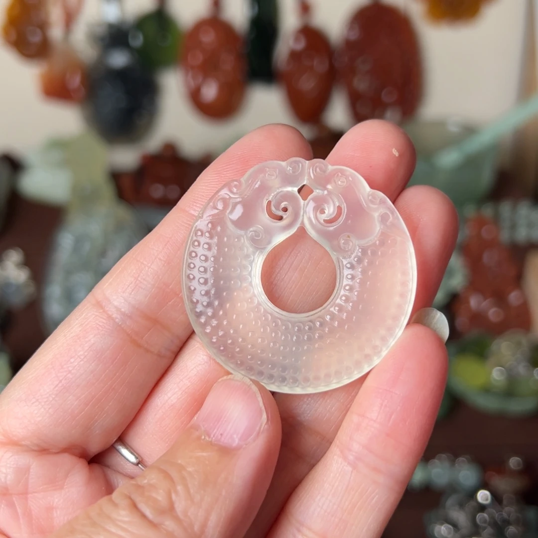 蛇纹石玉吊坠(赠链)未镶嵌