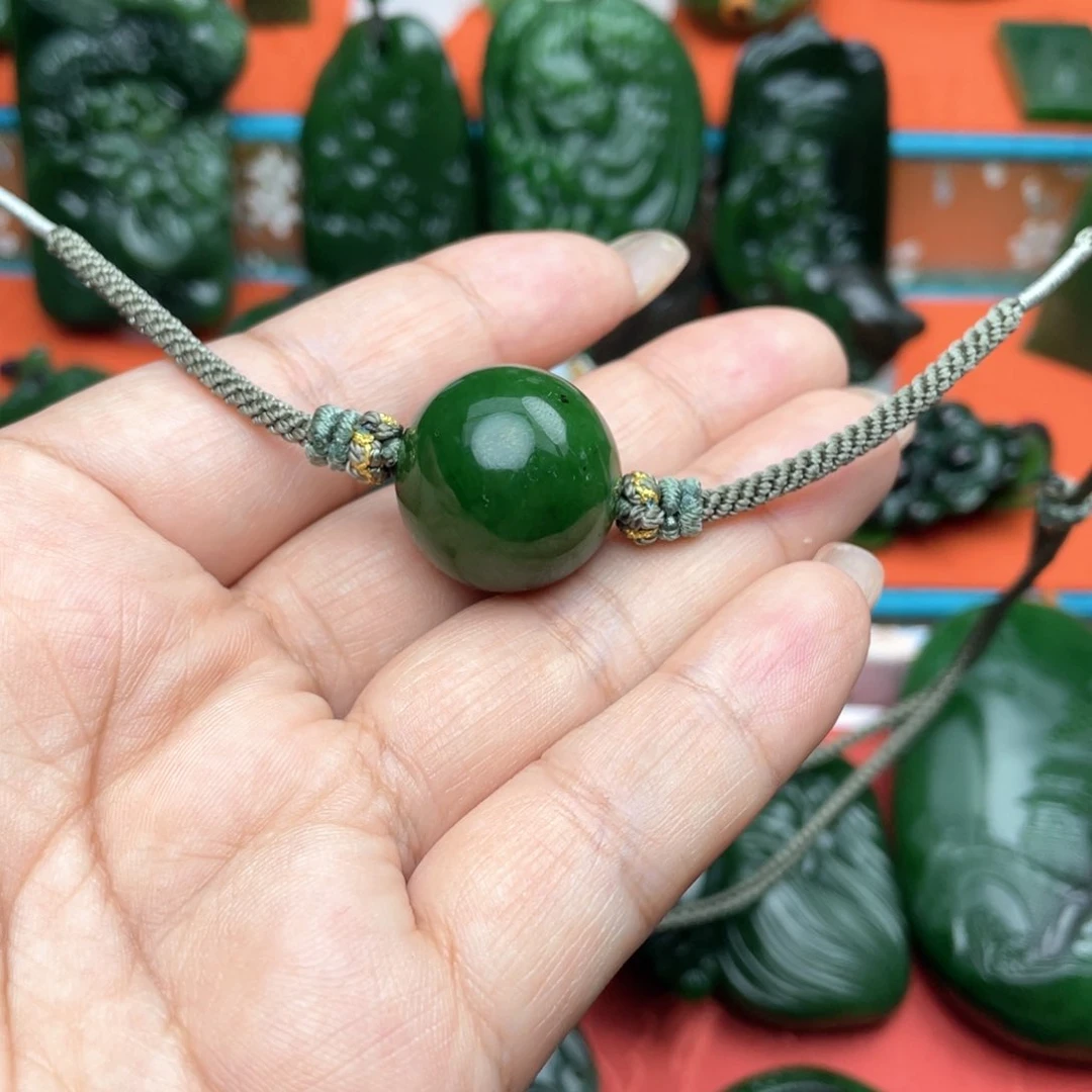 和田玉（碧玉）未镶嵌挂件