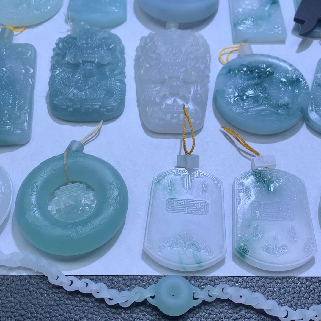 定制翡翠未镶嵌纯天然缅甸翡翠a货
