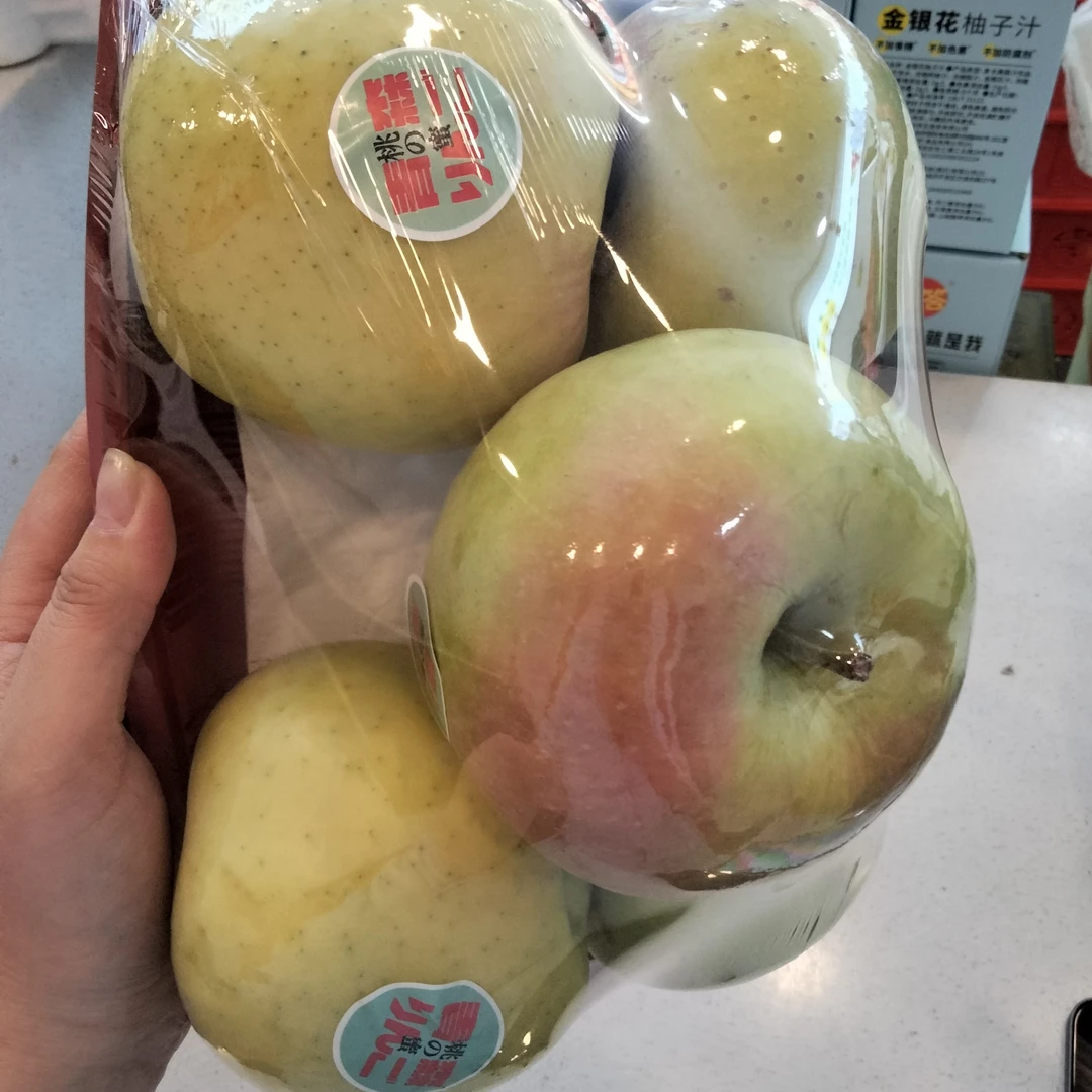 白富美青森苹果一盒