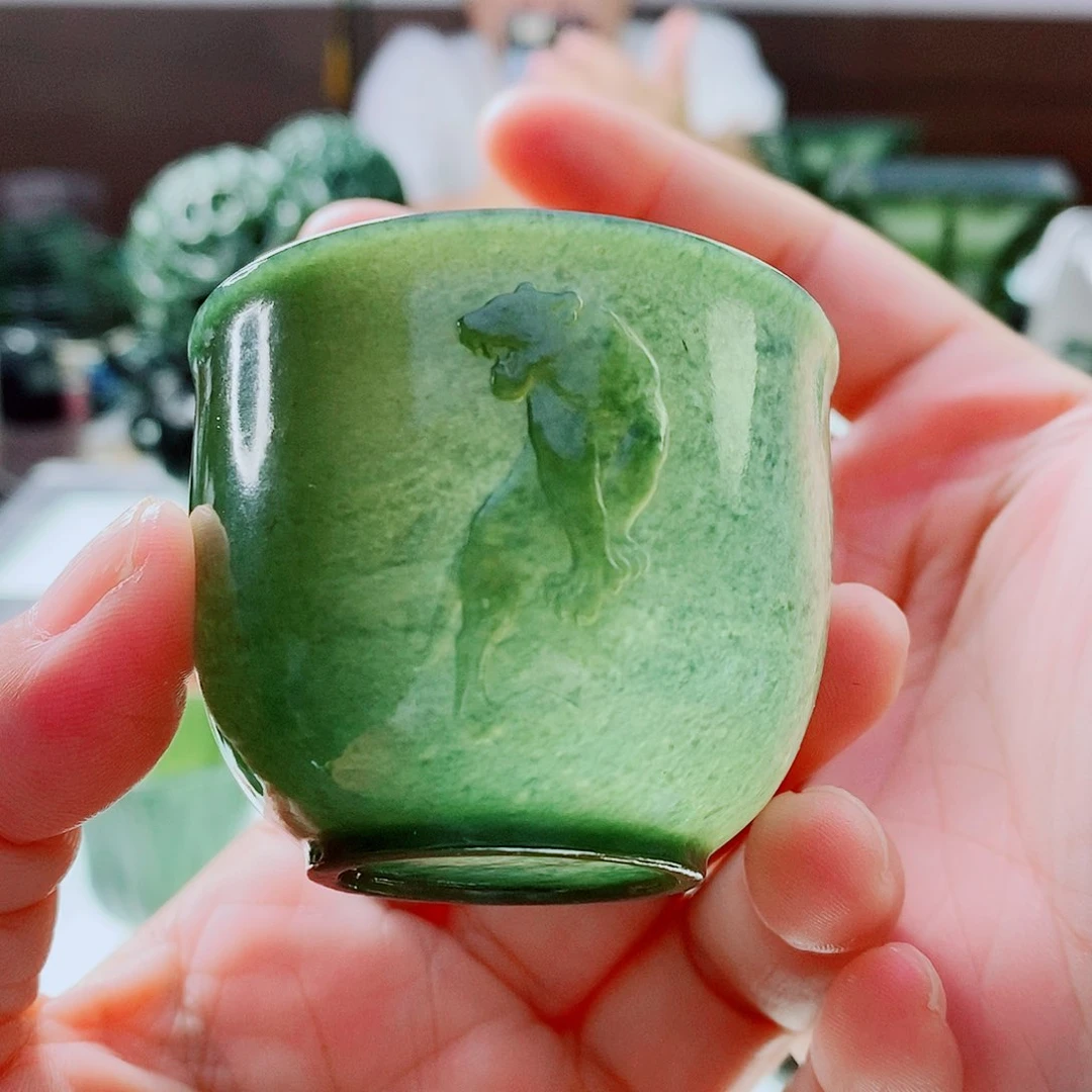 未镶嵌和田玉（青玉）摆件
