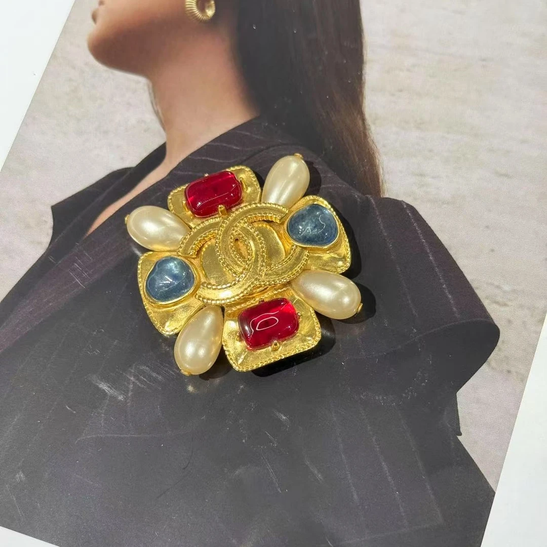 99新 Chanel/香奈儿 贝贝/香奈儿好看的胸针